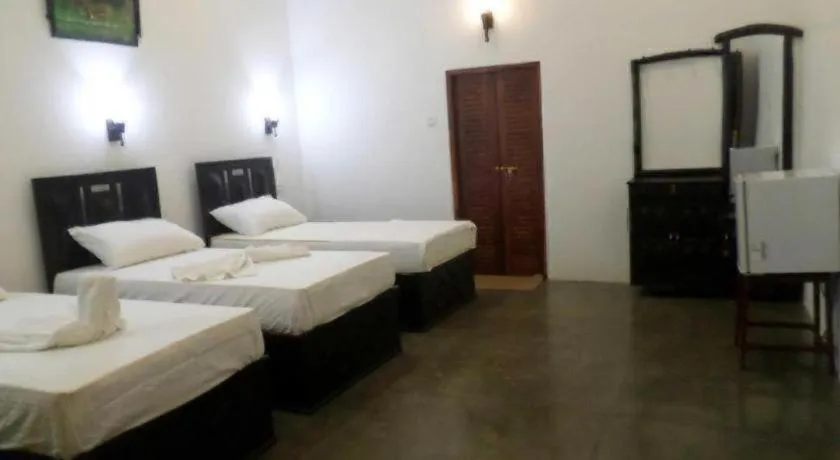 Bed in Yala Way Hide Resort