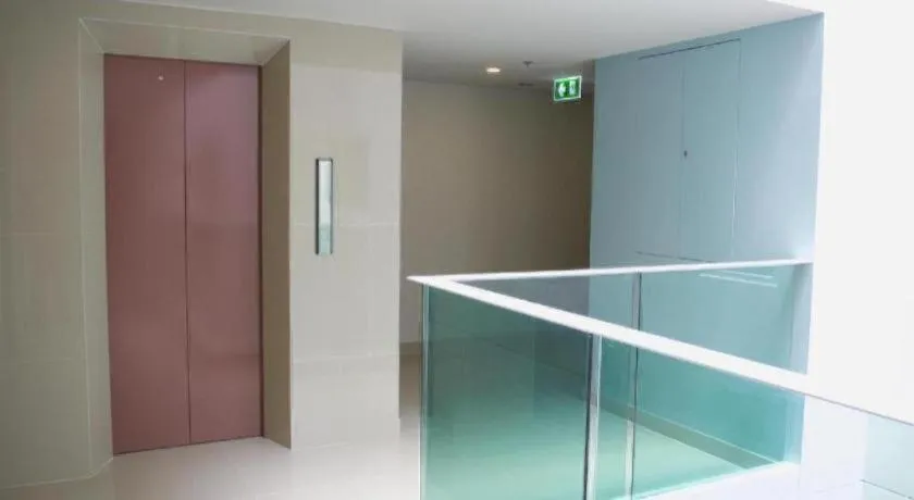 Elegancy Sansabai Hotel