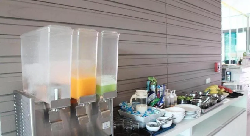 Elegancy Sansabai Hotel