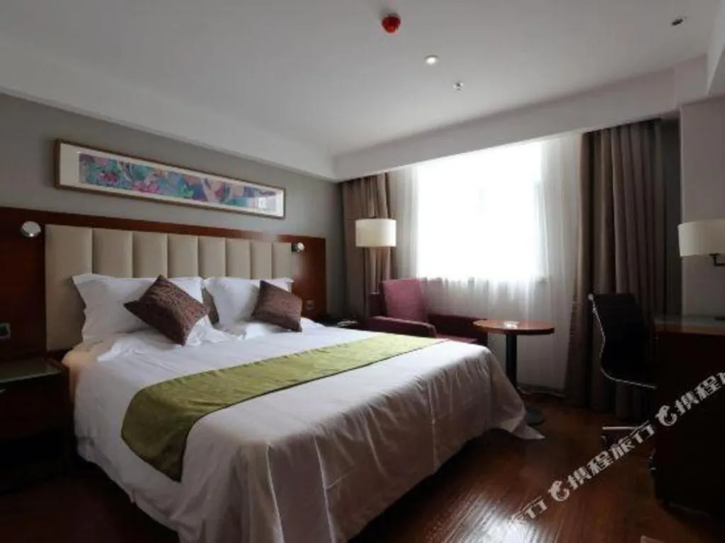 Bed in Yitel Guangzhou Pazhou Exhibition Center Chigang Metro Station