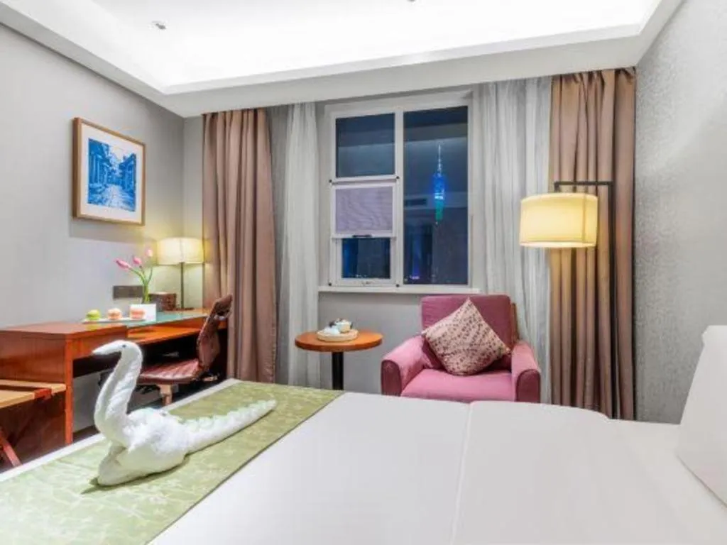 Bed in Yitel Guangzhou Pazhou Exhibition Center Chigang Metro Station