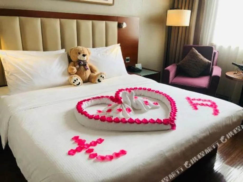 Bed in Yitel Guangzhou Pazhou Exhibition Center Chigang Metro Station