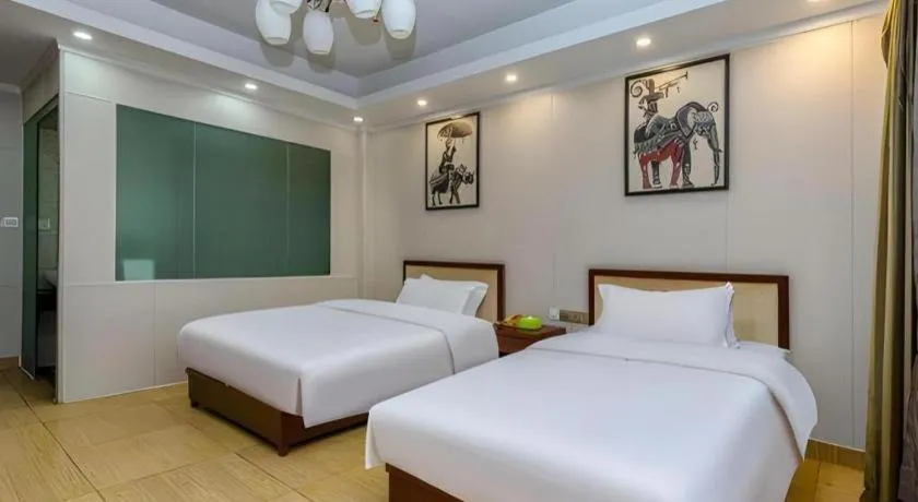 Bed in Jian Guo Grand Hotel