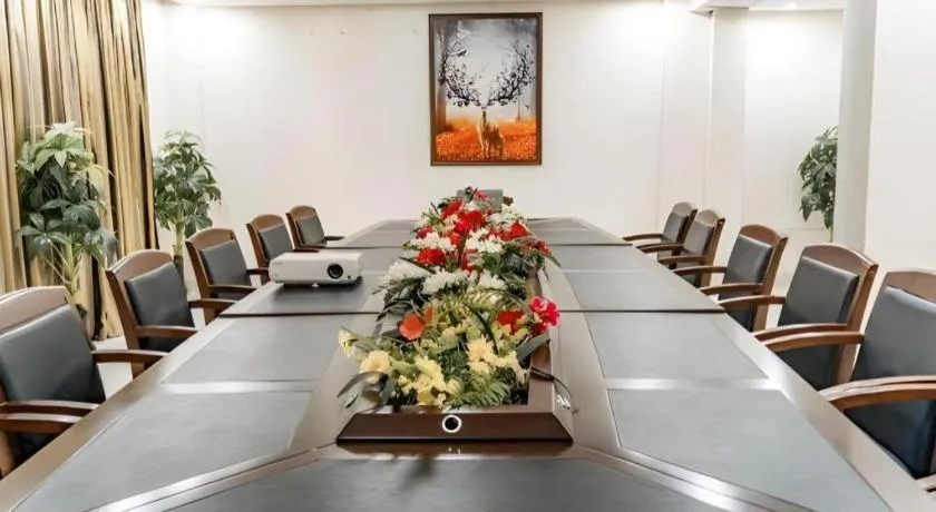 Jian Guo Grand Hotel