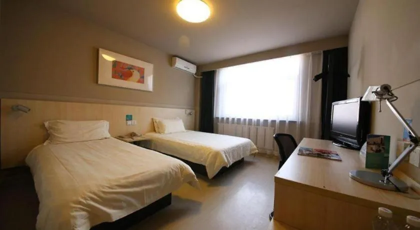 Bed in Jinjiang Inn Tonghua Shengli Road Branch