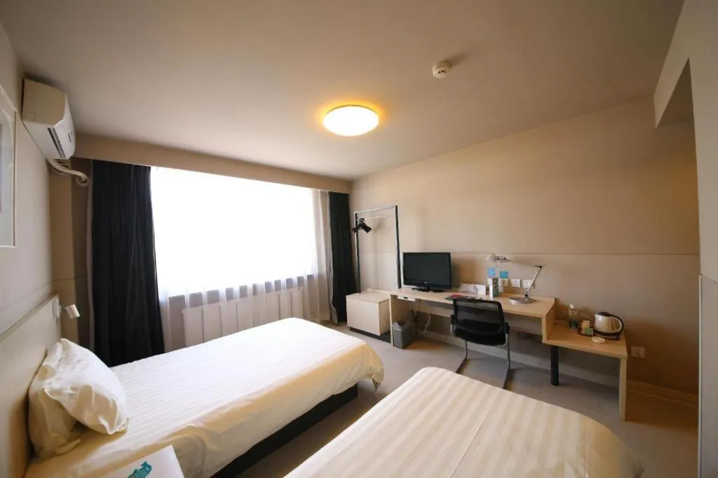 Bed in Jinjiang Inn Tonghua Shengli Road Branch