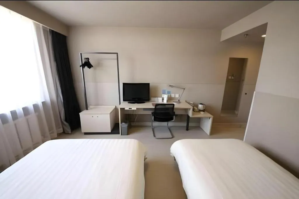 Bed in Jinjiang Inn Tonghua Shengli Road Branch