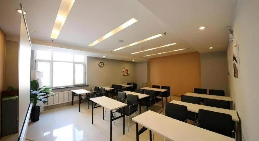 Jinjiang Inn Tonghua Shengli Road Branch