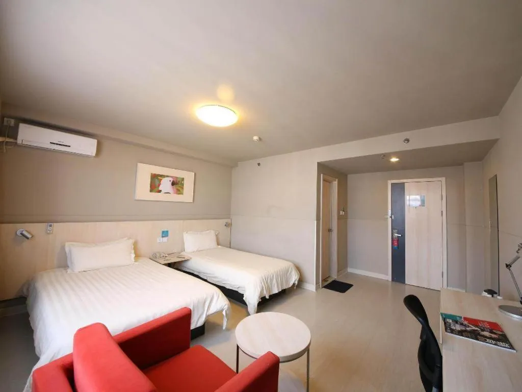 Bed in Jinjiang Inn Tonghua Shengli Road Branch