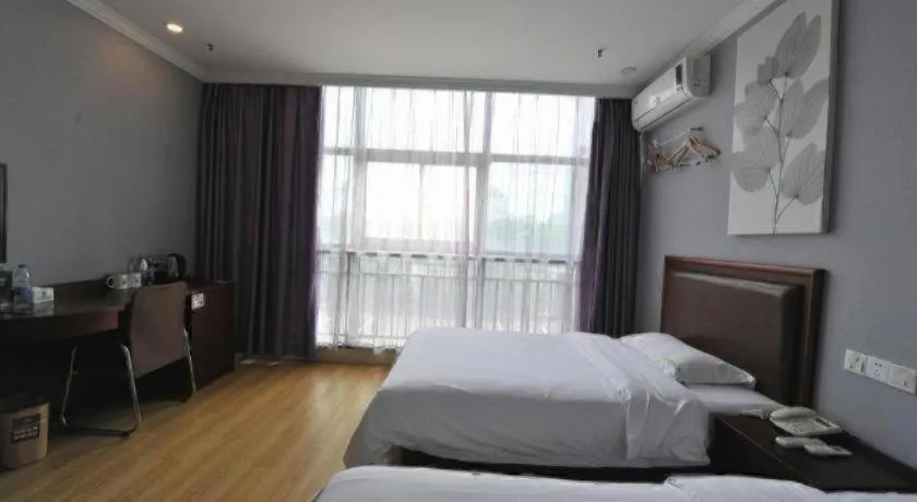 Bed in GreenTree Inn Shanghai Sheshan national tourist resort Express Hotel