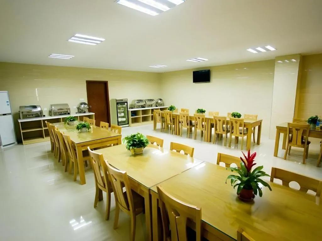 GreenTree Inn Shanghai Sheshan national tourist resort Express Hotel