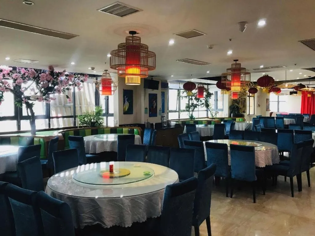 Vienna Classic Hotel Guilin Quanzhou Central Square