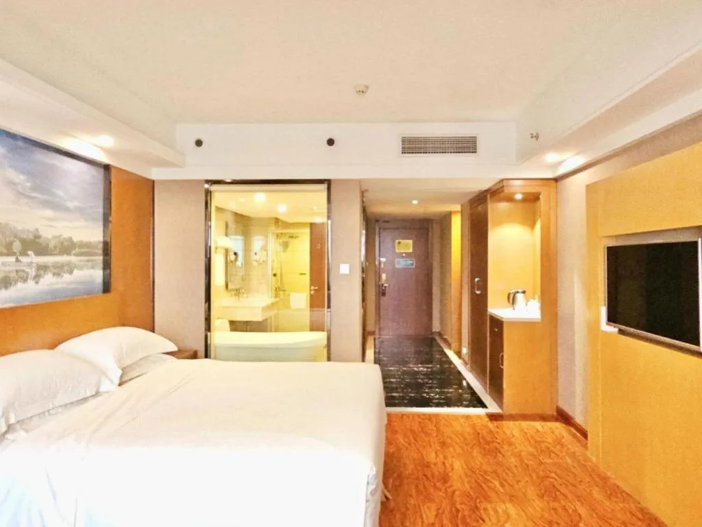 Bed in Vienna Classic Hotel Guilin Quanzhou Central Square