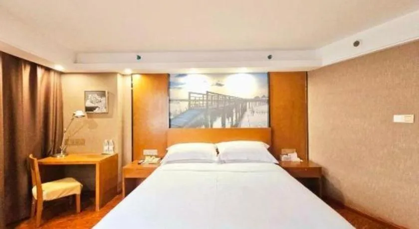 Bed in Vienna Classic Hotel Guilin Quanzhou Central Square