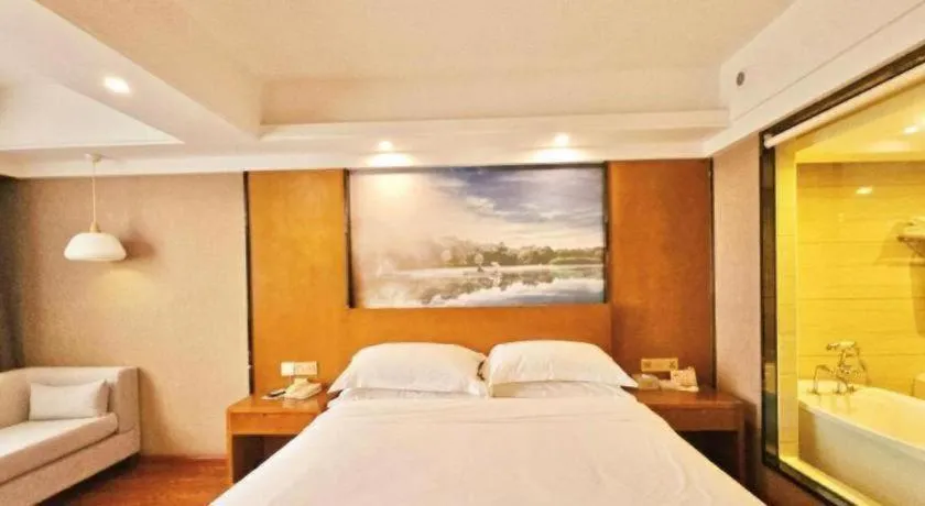 Bed in Vienna Classic Hotel Guilin Quanzhou Central Square