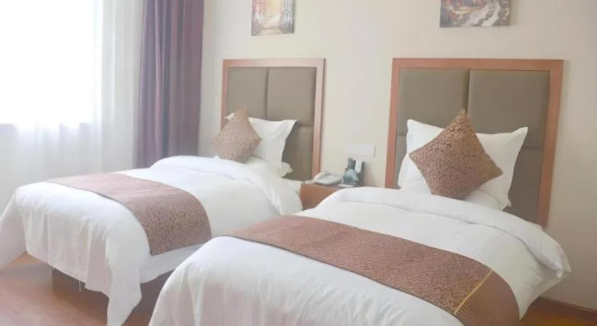 Bed in GreenTree Inn Jiangsu Suzhou Kunshan Beimen Road Express Hotel