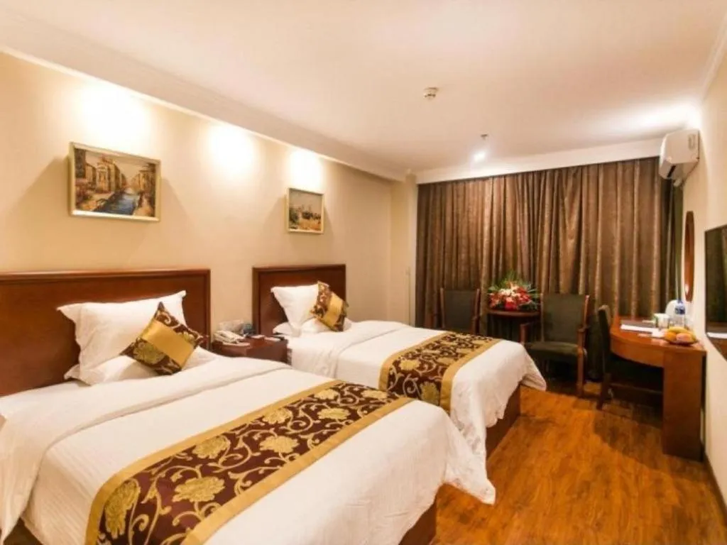 Bed in GreenTree Inn Beijing Daxing District Yufa Town New Airport Express Hotel