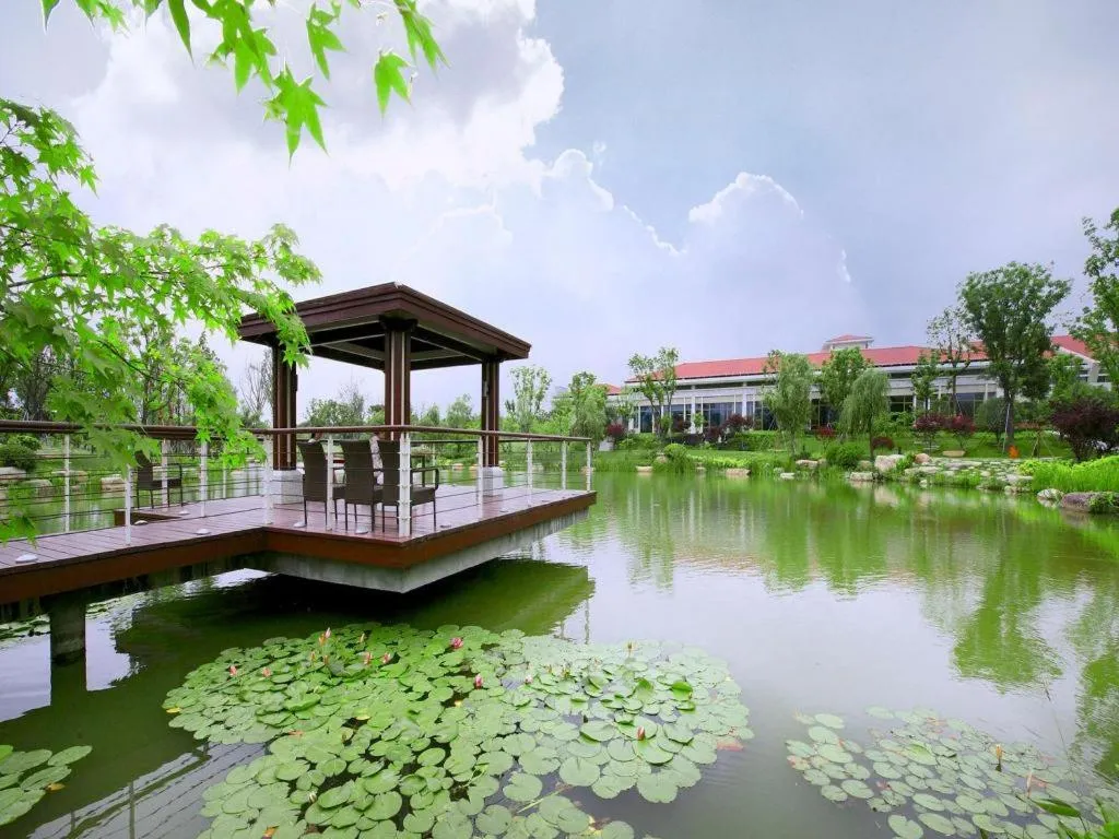 Suzhou Jinji Lake Grand Hotel