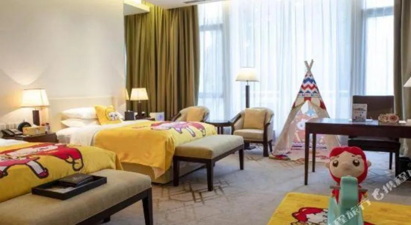 Bed in Suzhou Jinji Lake Grand Hotel