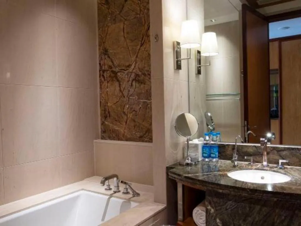 Suzhou Jinji Lake Grand Hotel