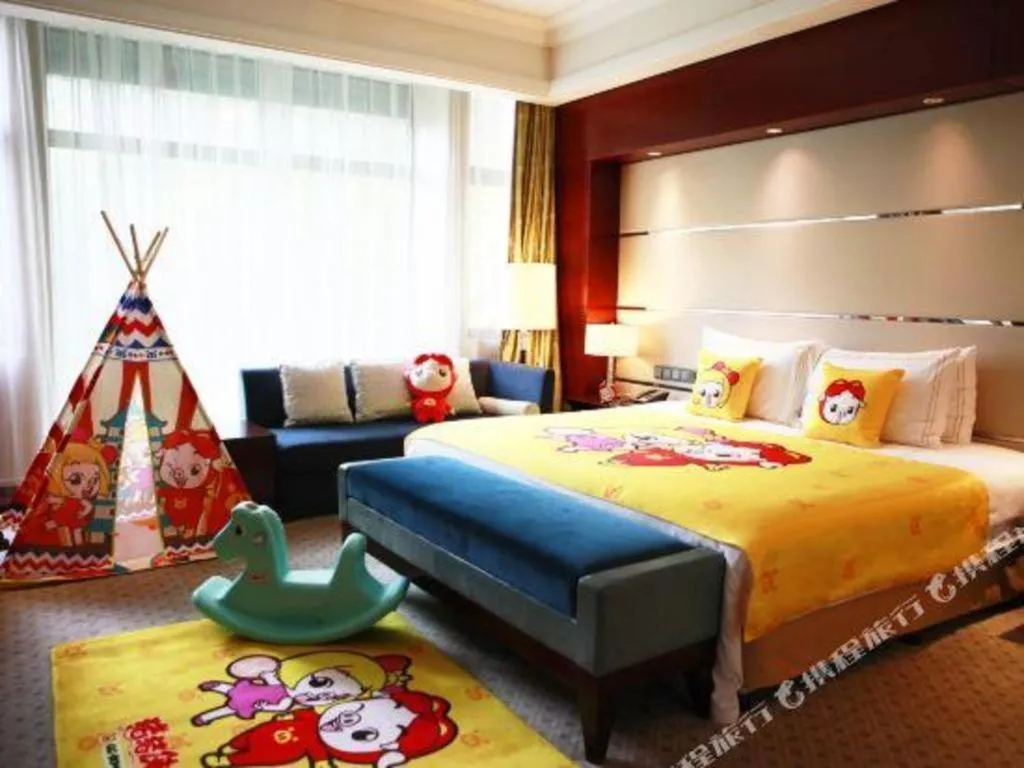 Bed in Suzhou Jinji Lake Grand Hotel