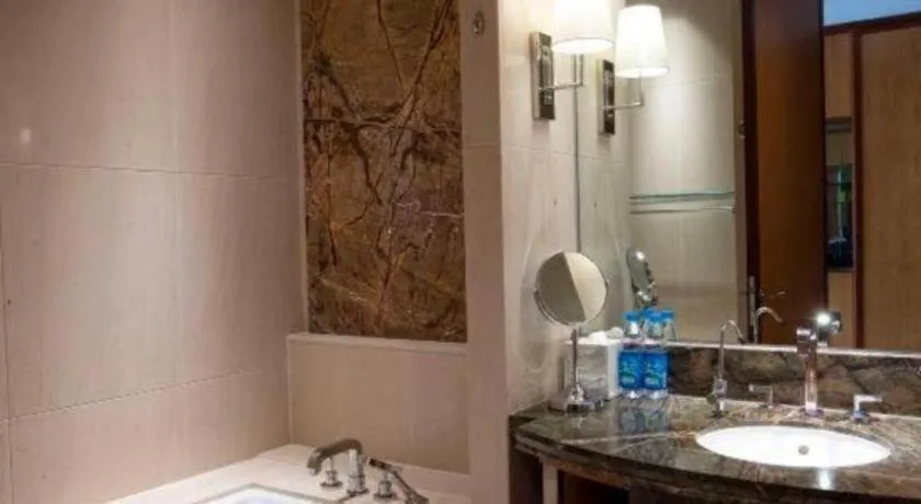 Suzhou Jinji Lake Grand Hotel