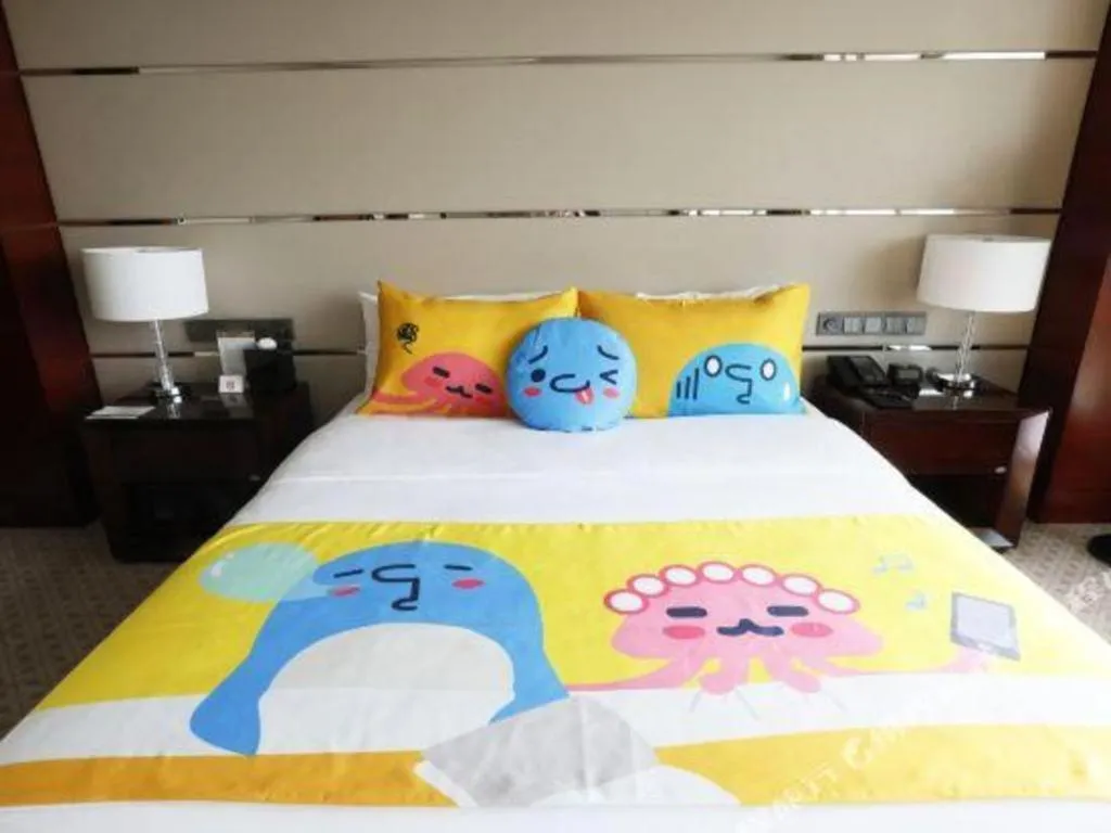 Bed in Suzhou Jinji Lake Grand Hotel