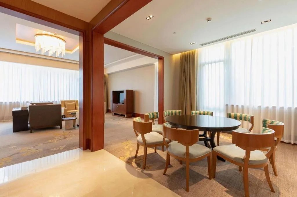 Suzhou Jinji Lake Grand Hotel
