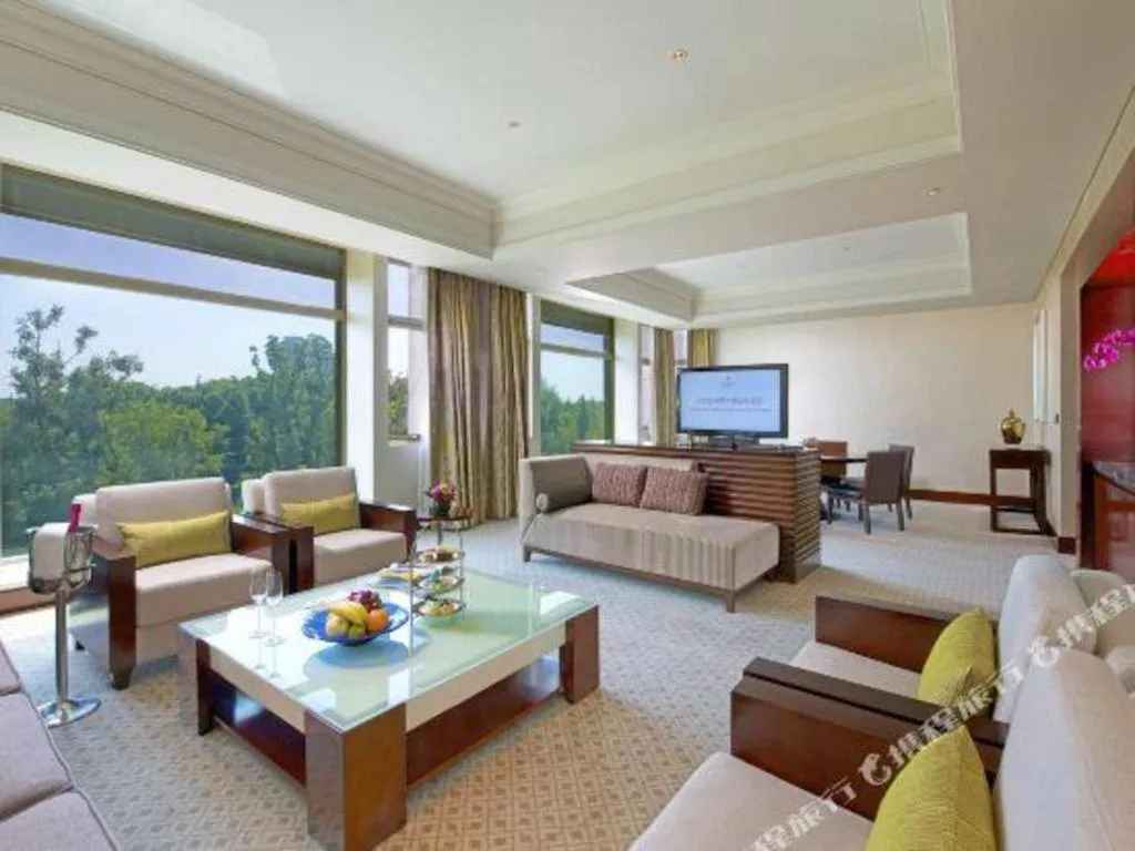 Suzhou Jinji Lake Grand Hotel