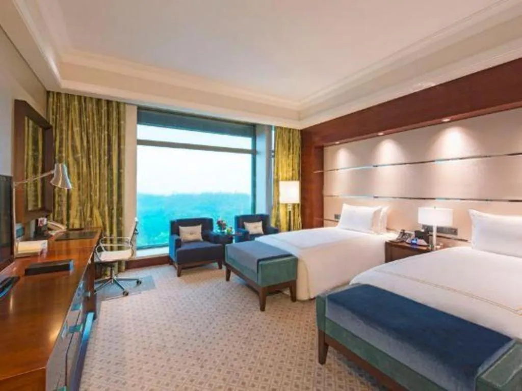 Bed in Suzhou Jinji Lake Grand Hotel