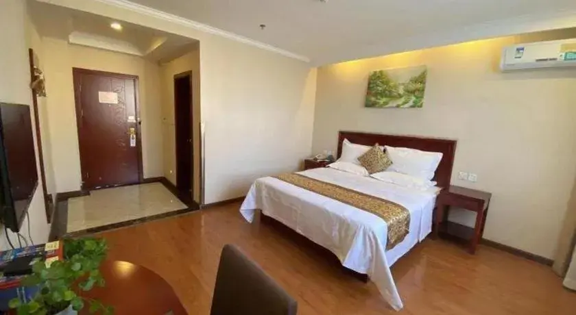 Bed in GreenTree Inn Hebei Zhangjiakou Xiahuayuan Xinchen Road Express Hotel Bed in GreenTree Inn Hebei Zhangjiakou Xiahuayuan Xinchen Road Express Hotel