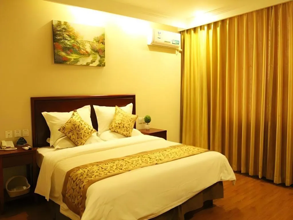 Bed in GreenTree Inn Hebei Zhangjiakou Xiahuayuan Xinchen Road Express Hotel