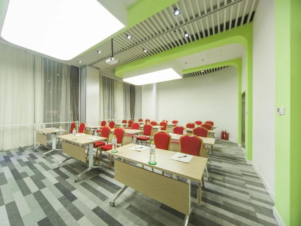 Gtel Rock City Qingdao Hotel