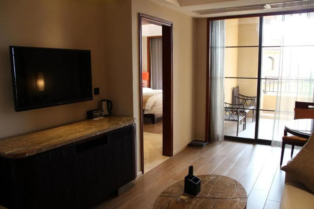 Hainan Yatai Hot Spring Hotel