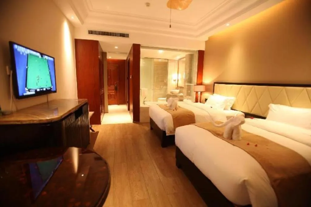 Bed in Hainan Yatai Hot Spring Hotel