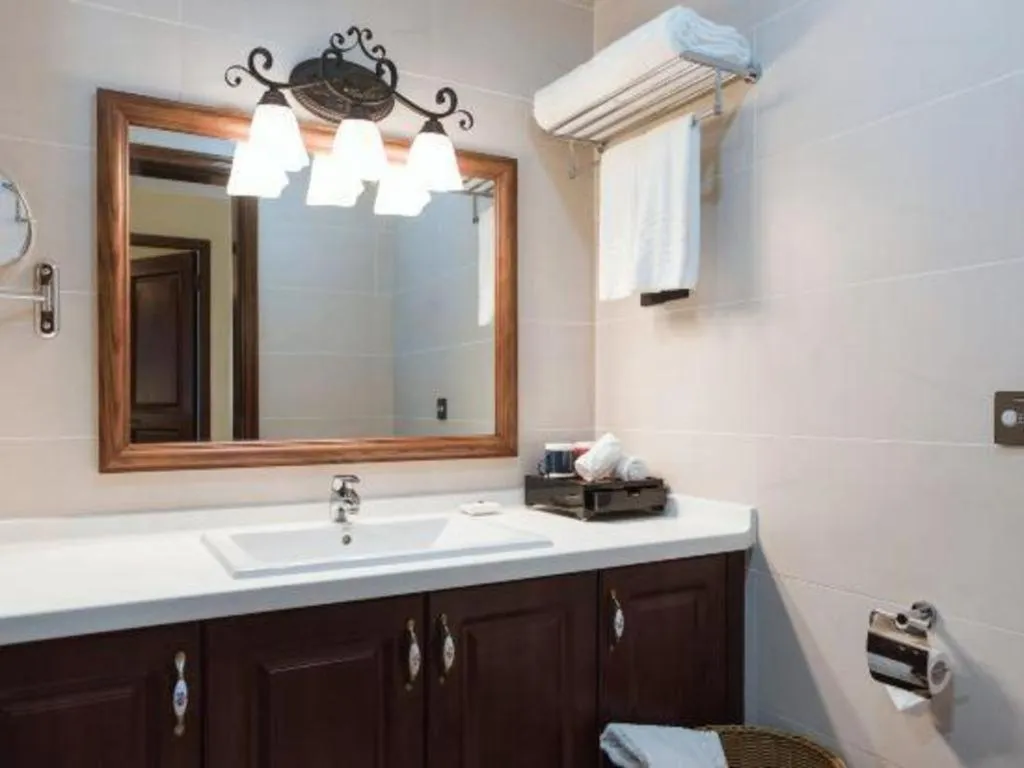 Hainan Yatai Hot Spring Hotel