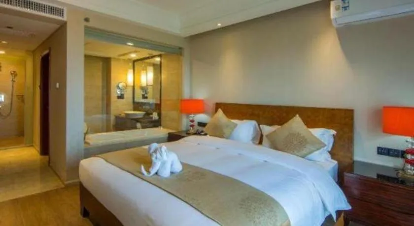 Bed in Hainan Yatai Hot Spring Hotel