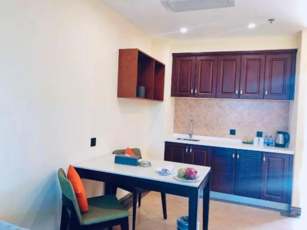 Hainan Yatai Hot Spring Hotel