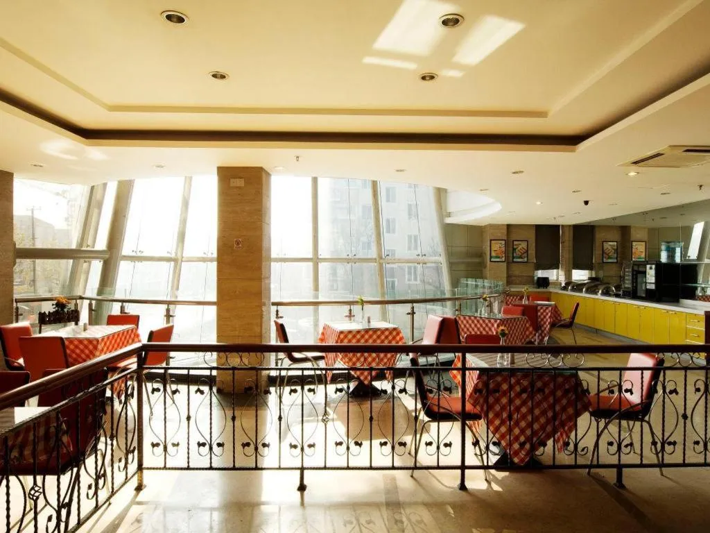 Jinjiang Inn Caobao Road Subway Station