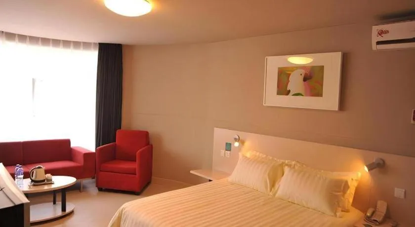 Bed in Jinjiang Inn - Xishan Road