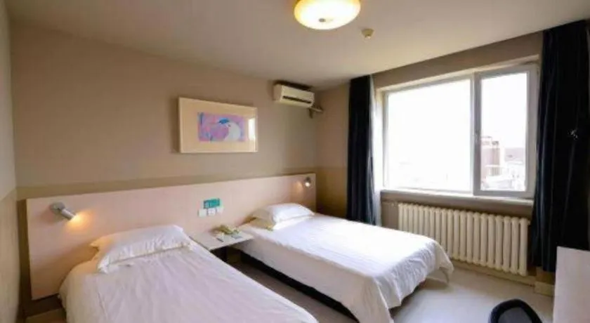 Bed in Jinjiang Inn - Xishan Road