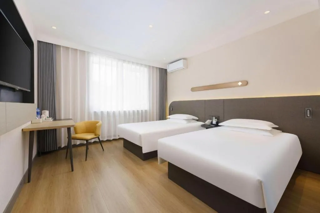 Bed in Jinjiang Inn - Xishan Road