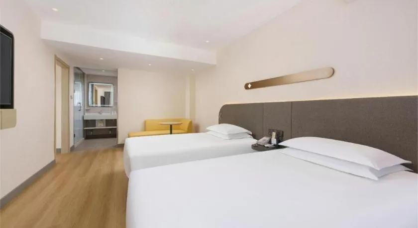 Bed in Jinjiang Inn - Xishan Road