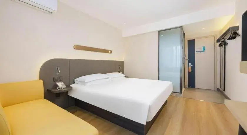 Bed in Jinjiang Inn - Xishan Road Bed in Jinjiang Inn - Xishan Road