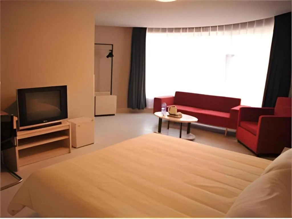 Bed in Jinjiang Inn - Xishan Road