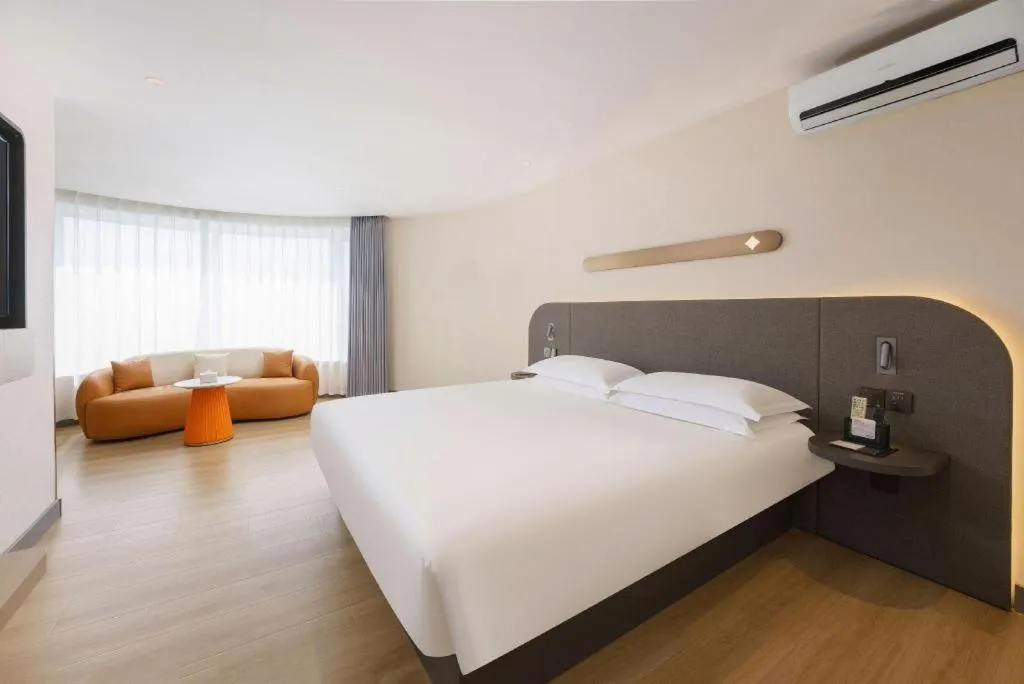 Bed in Jinjiang Inn - Xishan Road