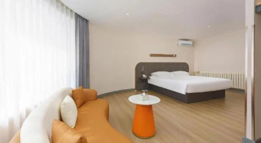 Bed in Jinjiang Inn - Xishan Road