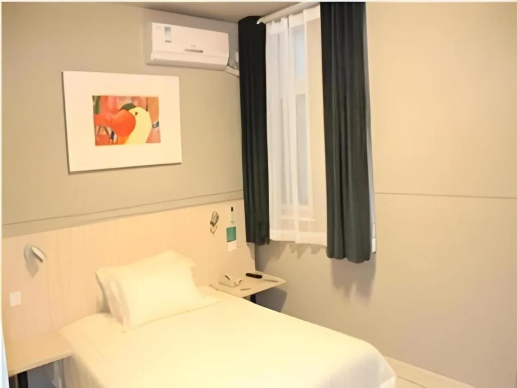 Bed in Jinjiang Inn Weihai High Speed Qingdao South Road