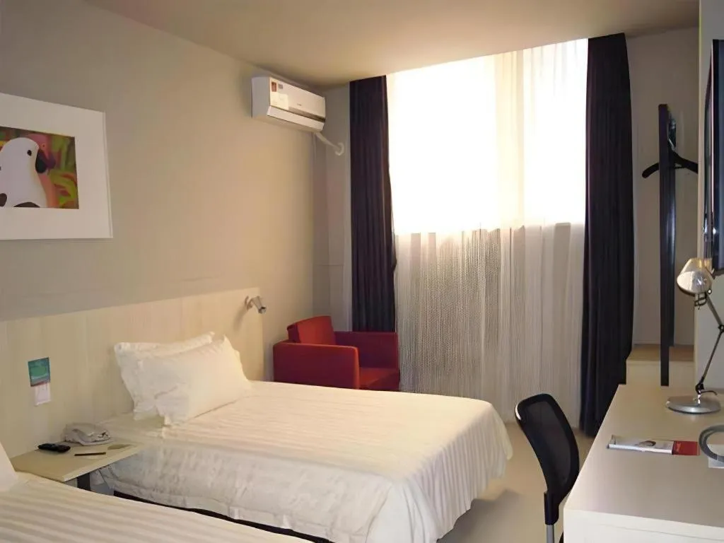 Bed in Jinjiang Inn Zhangjiagang Yangshe West Street Pedestrian Street