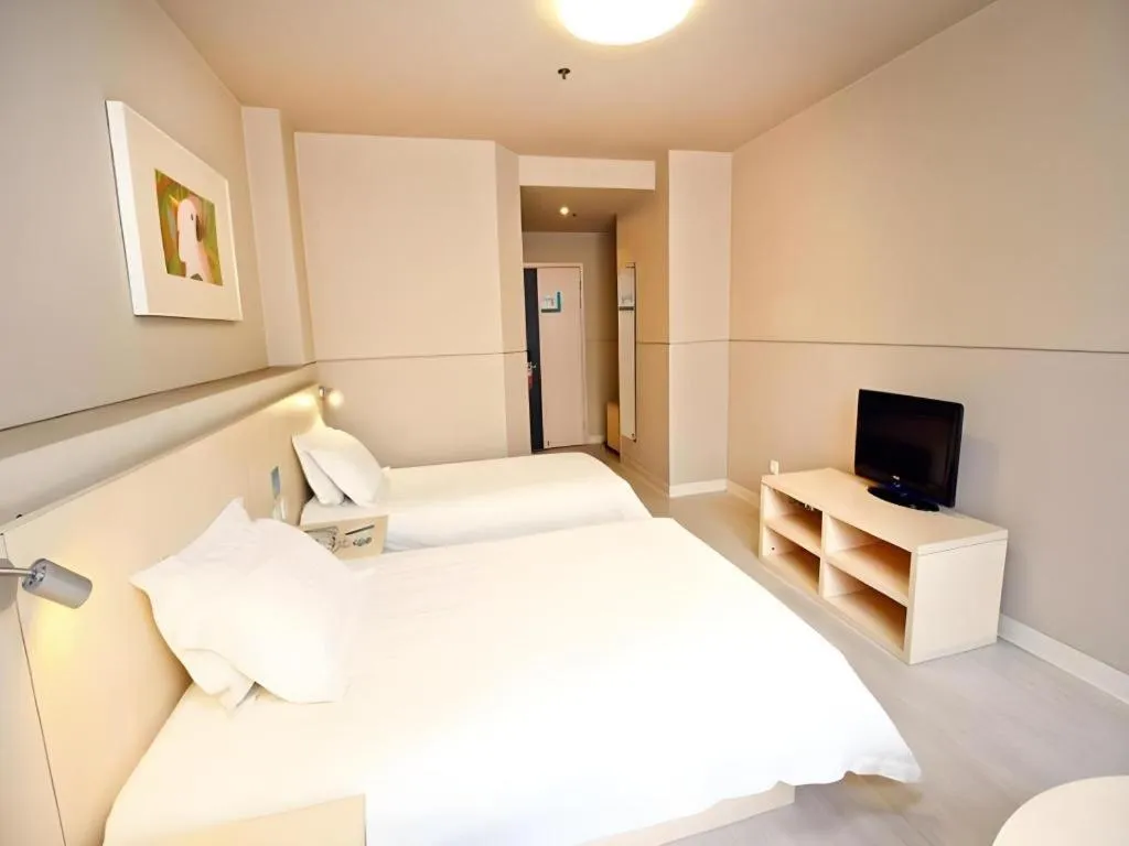 Bed in Jinjiang Inn Xuzhou Pizhou Sanchahe Road